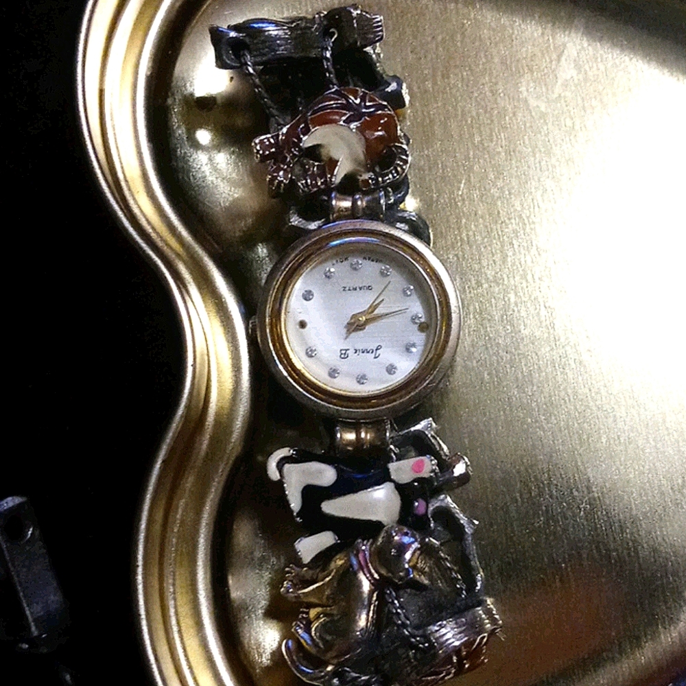 Vintage cat watch
